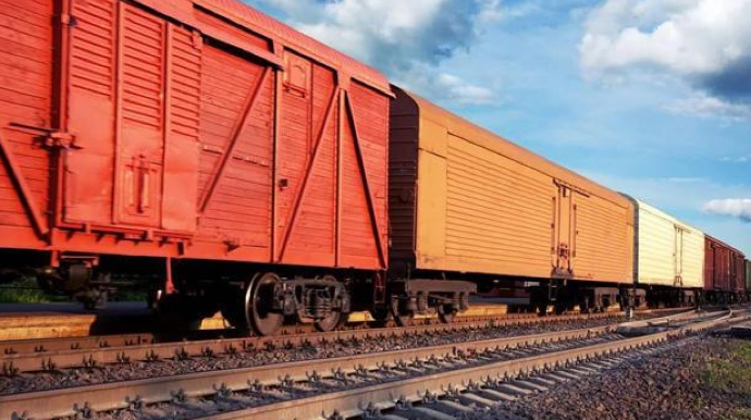 Xaçmazda yük qatarının vaqonundan oğurluq edildi 