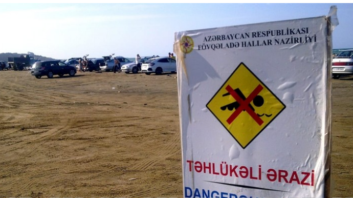 Bu gün bir neçə nəfər dənizdə batma təhlükəsi ilə üzləşib