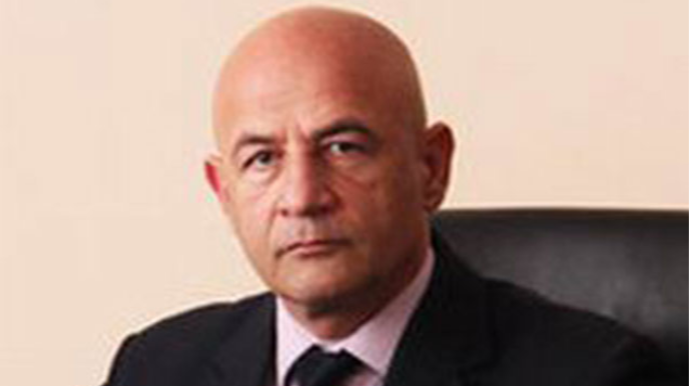 Oğlu həbs olunan bələdiyyə sədri istefa verdi