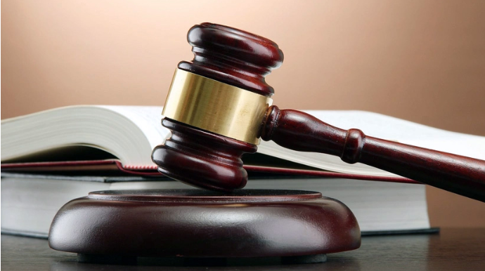 Sinif yoldaşının ölümündə təqsirləndirilən məktəbliyə hökm oxunub 