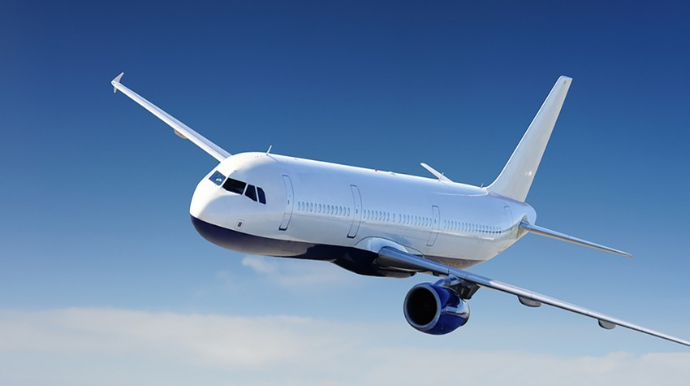 Azərbaycanda hava nəqliyyatı ilə yükdaşıma və sərnişindaşıma artıb