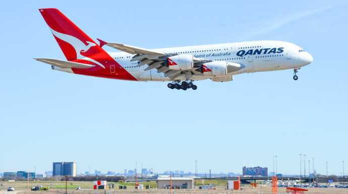 Müştəriləri aldadan aviaşirkət cərimələnib 