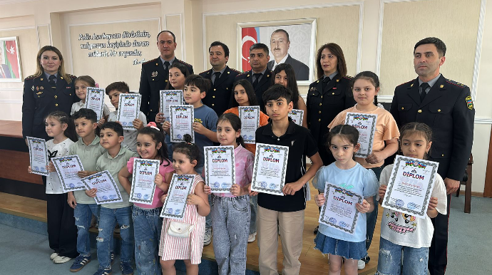 Uşaqları yol qəzalarından necə qoruyaq? - FOTO