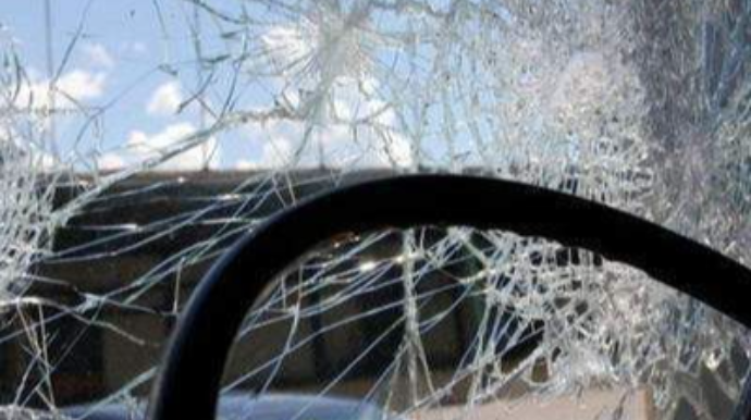 Bakıda iki avtomobil toqquşdu, xəsarət alan var