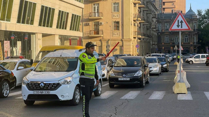 Дорожная полиция обратилась к водителям в связи с "Формулой-1" - ФОТО