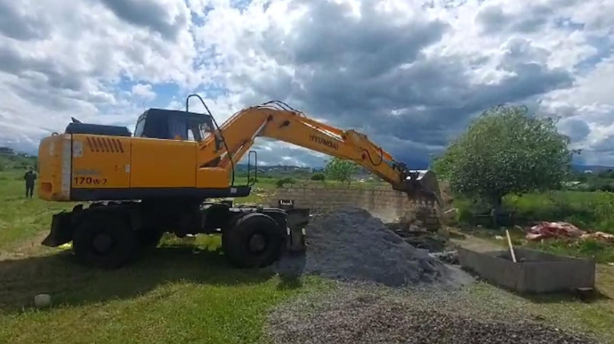 Göygöldə qanunsuz tikintilər söküldü - VİDEO 