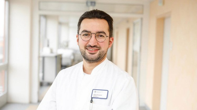 Azərbaycanlı həkim Almaniyada ilkə imza atdı