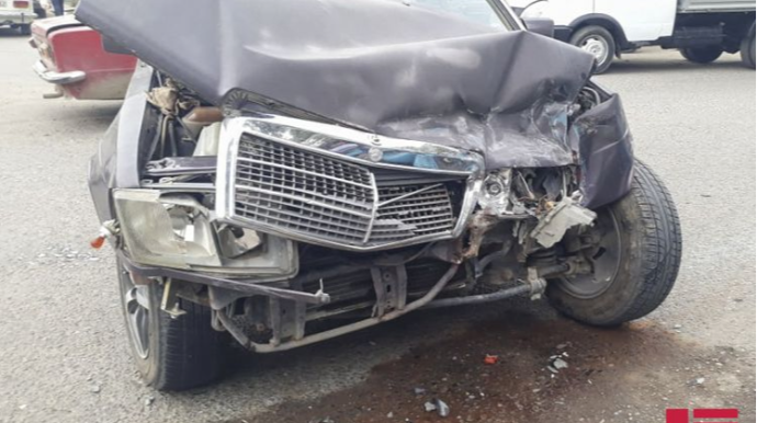  Tovuzda iki avtomobil toqquşub, xəsarət alan var   - FOTO