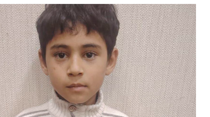 В Сумгайыте найден ребенок с нарушениями слуха и речи - ФОТО