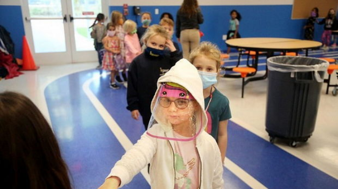 Latviyada dərslərin küçədə keçirilməsi təklif edilib