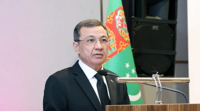 Türkmənbaşı-Bakı-Türkmənbaşı marşrutu üzrə konteyner daşımaları təxminən üç dəfə artıb - Səfir 