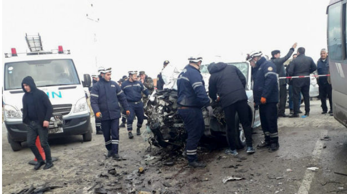 Sumqayıtda mikroavtobus “Hyundai”la toqquşub: Ondan artıq yaralı var  - VİDEO - FOTO