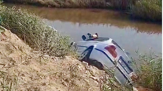 В Баку автомобиль упал в озеро — ВИДЕО 