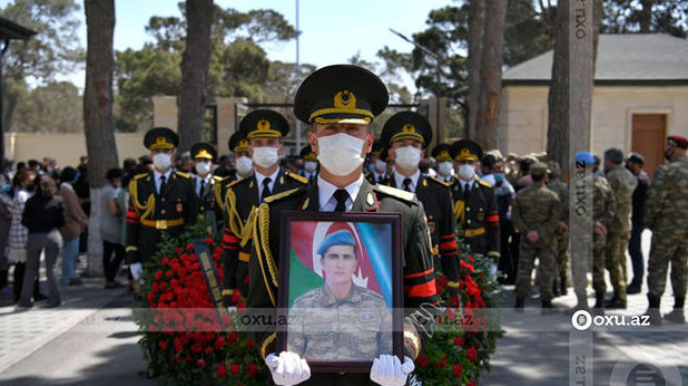 Şəhidimiz İkinci Fəxri xiyabanda dəfn edildi - FOTO 