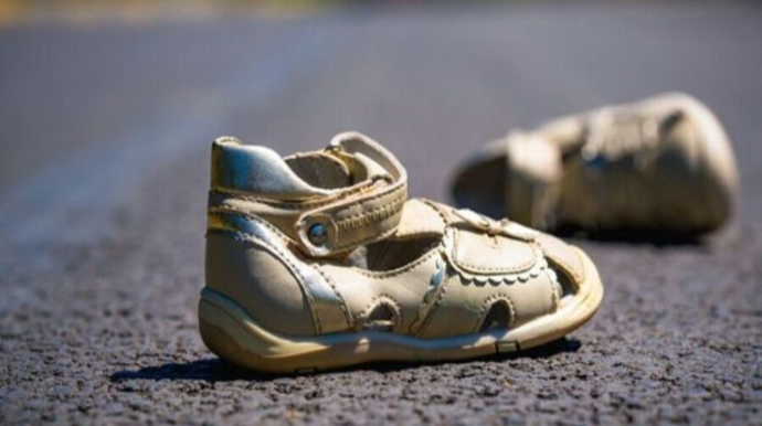 Kürdəmirdə "QAZ 53" 1 yaşlı uşağı vurub öldürdü 