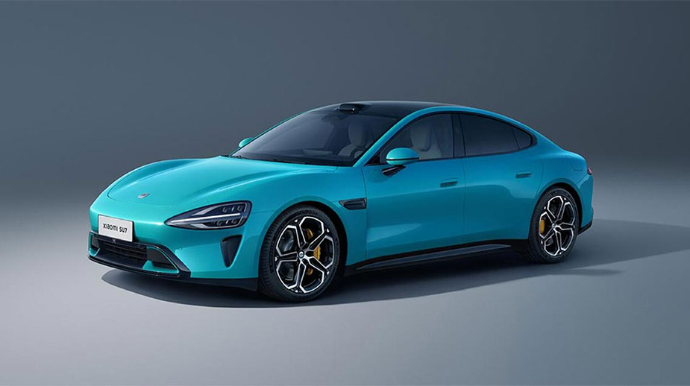 Lüks elektromobil yandı: qapılar açılmadığı üçün sürücü ÖLDÜ   - VİDEO