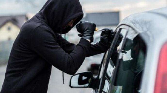 Bakıda “Hyundai” qaçırılıb