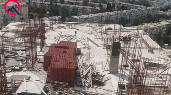 "Şərq İnşaat"dan fırıldaq: Bina 21 aya təhvil verilməli idi, amma 4 ildir hazır deyil