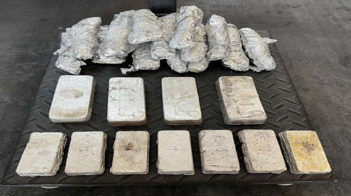 İrandan Türkiyəyə yük aparan maşında 36 kq gümüş tapılıb 