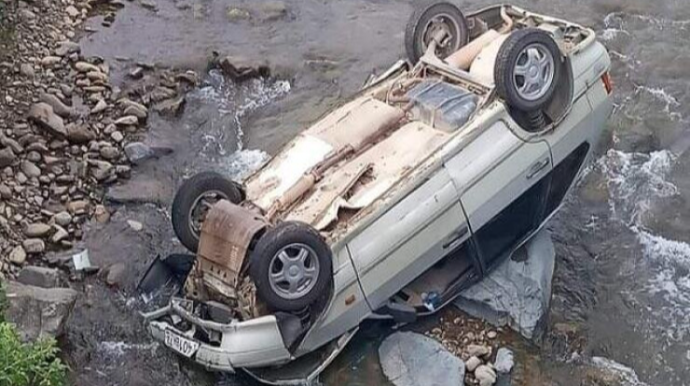 Gədəbəydə maşın aşdı, sürücü öldü 