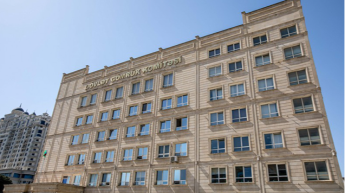 “Şöbə rəisi deyir ki, bizim istədiyimiz qiyməti göstərməlisən”