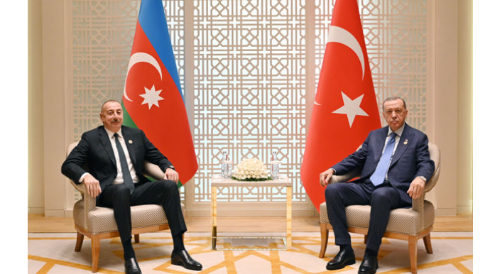 Ильхам Алиев встретился с Реджепом Тайипом Эрдоганом - ФОТО 