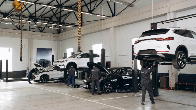 BYD 89 min avtomobili geri çağırır - Səhv yığılmış batareya ...