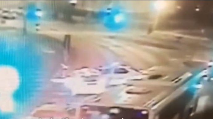 Polis maşını taksi ilə toqquşdu  - VİDEO