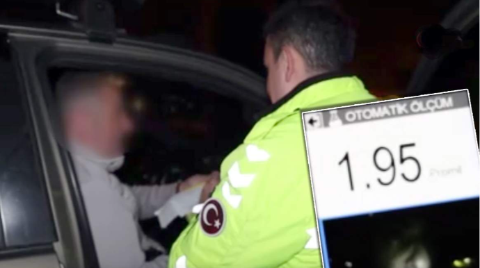 İçki içib sükan arxasında yatdı – Polis oyadıb cərimələdi - VİDEO 