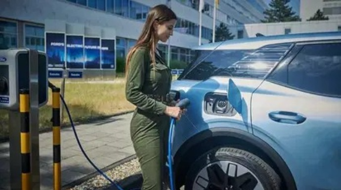 Elektromobillər daha tez dəyər itirir – TƏDQİQAT  