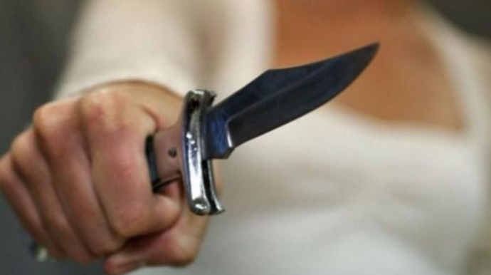 Qadın ərini və uşaqlarını öldürüb, kinoya baxmağa yollandı   - FOTO