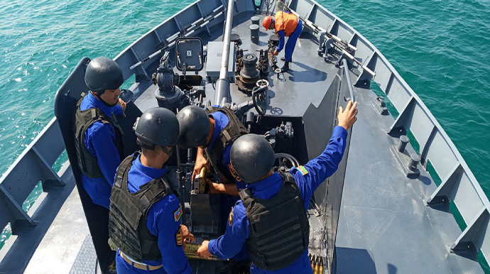 “Dəniz kuboku”  müsabiqəsində hava hədəflərinə artilleriya atışları yerinə yetirilib   - VİDEO - FOTO