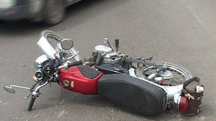 Bakıda 22 yaşlı gənci motosiklet vurdu