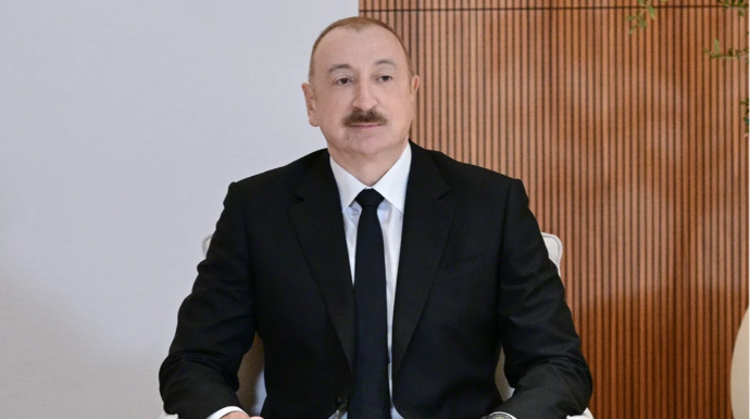 Ильхам Алиев поблагодарил Петера Пеллегрини - ФОТО 