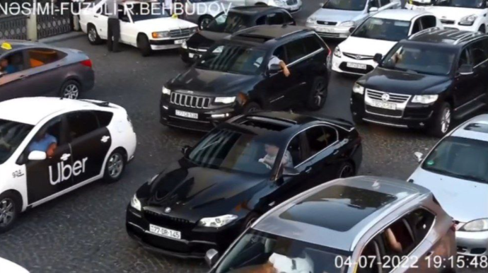 Sürücülər cərimədən yayına bilməyəcək: Yeni kameralar qayda pozanları belə çəkir - VİDEO