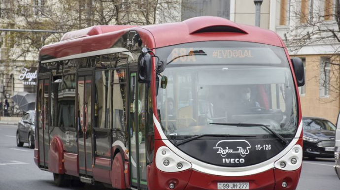 Bakıda 153 avtobusun hərəkət intervalında gecikmələr var