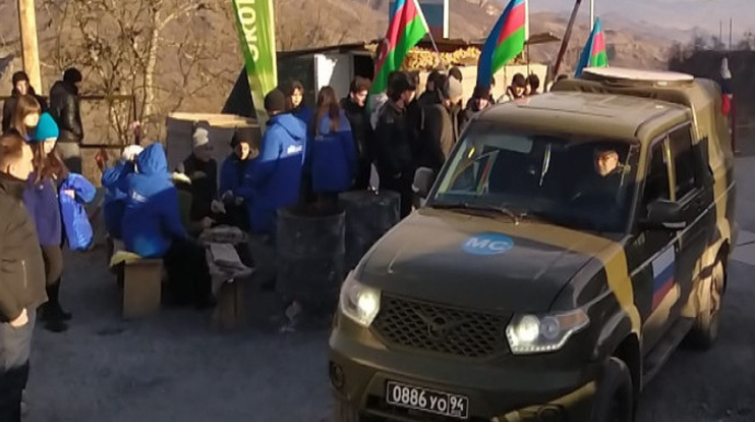 Xankəndi-Laçın yolundan RSK-ya məxsus avtomobil keçid edib - FOTO