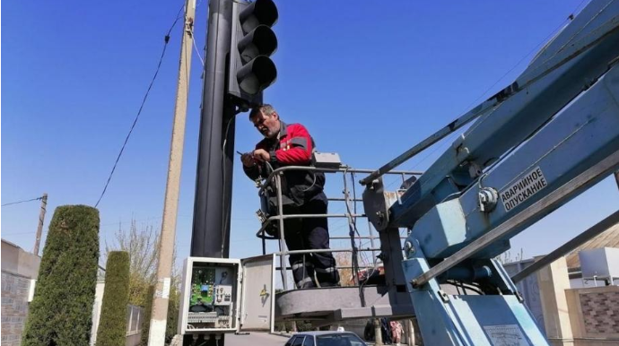 DYP: İstismar müddəti keçmiş yol nişanları yeniləri ilə əvəzlənir - FOTO