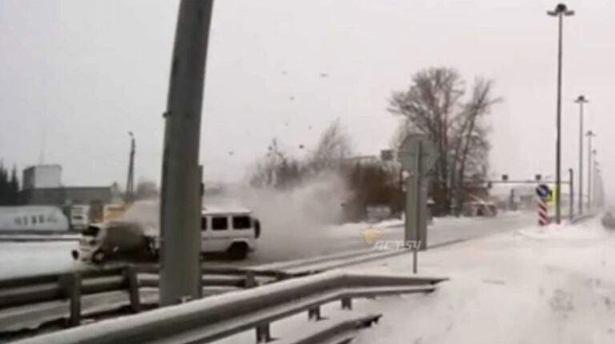 “Gelandewagen” sürücüsü qırmızda keçib ağır qəza törətdi – 6 nəfər öldü - VİDEO 