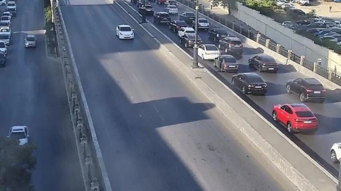 Bakının bir sıra yollarında tıxac müşahidə edilir 
