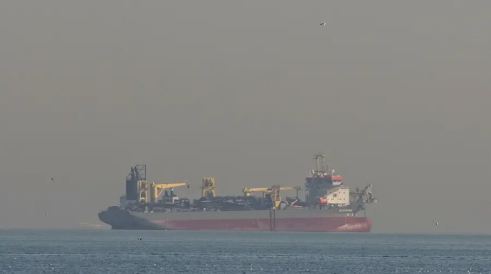 Oman sahillərində neft tankeri atəşə məruz qaldı 