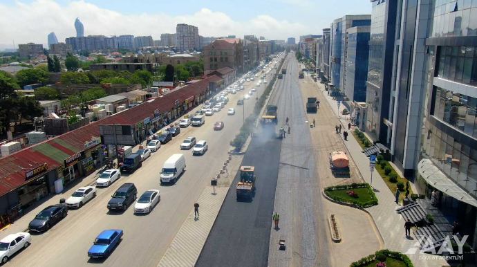 Əhməd Rəcəbli küçəsində təmir gedir 