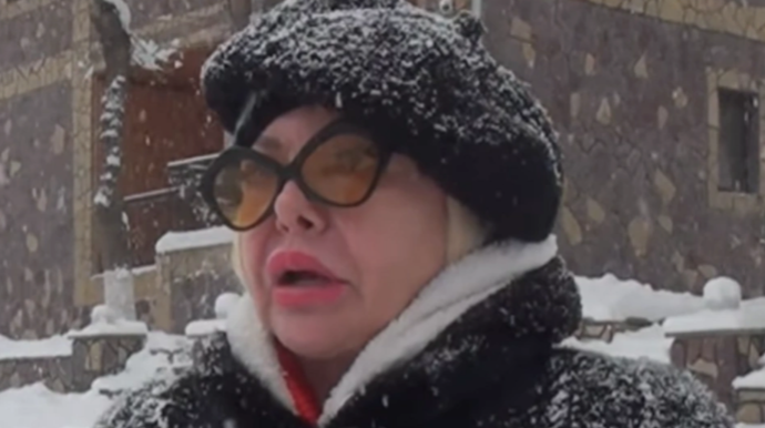 Bir gündür hava şəraitinə görə Xınalıqda qalan "Elit star" Cəmilə: "Yolun açılmasını gözləyirik" - VİDEO