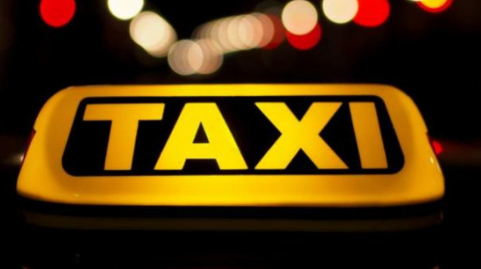 Bakıda şok hadisə:  Taksi sürücüsü sərxoş qadına görün nə etdi  - VİDEO