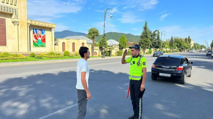 Qaydaları pozan piyadalar barəsində tədbir görüldü  - FOTO