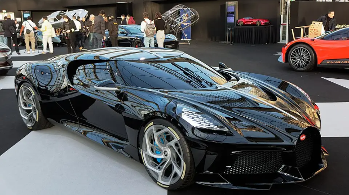 Dünyanın ən bahalı avtomobili yenidən satışa çıxarıldı