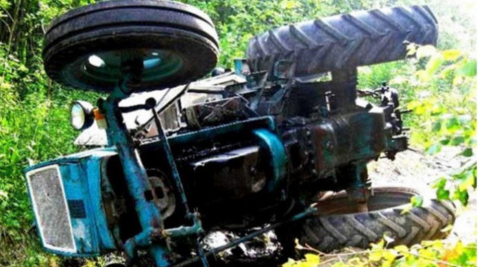 Təsərrüfat işçilərini daşıyan traktor aşdı - 35 yaralı 