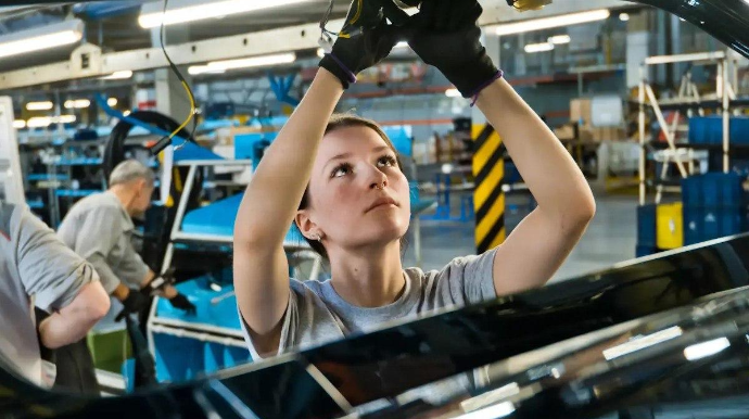 “Volkswagen” yeni bazarlar axtarır 