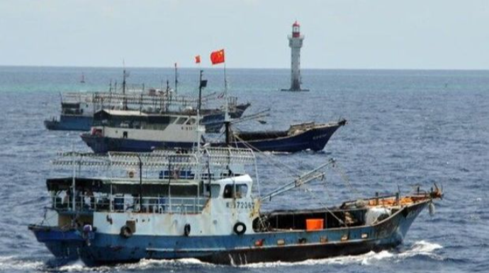 Çin hərbi gəmisi Yaponiyanın ərazi sularına daxil olub 