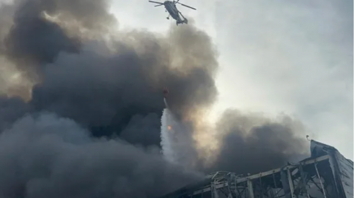 Lökbatanda anbardakı yanğını söndürmək üçün helikopter cəlb olunub - FOTO - VİDEO  - YENİLƏNİB